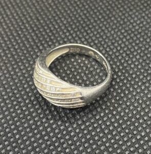 プラチナのリングpt900 5.8g メレダイヤ1.00ct