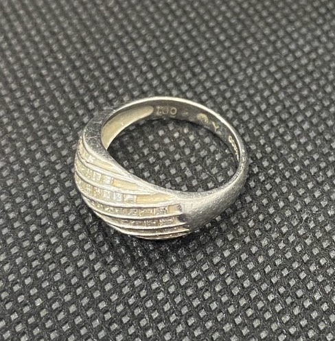 プラチナのリングpt900 5.8g メレダイヤ1.00ct