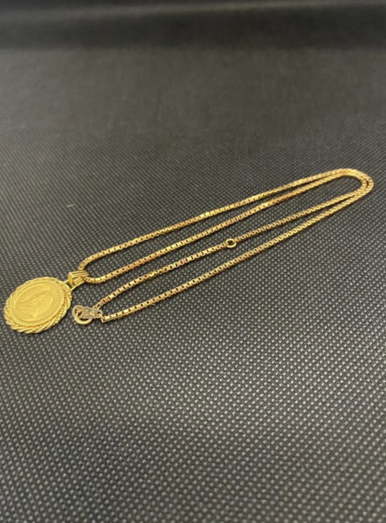 K22 メダルネックレス