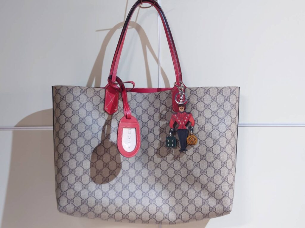 GUCCI リバーシブルトートバッグ・キーリング