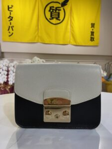 フルラ ショルダーバッグ