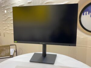 GigaCrysta GD271UAX 10,000円