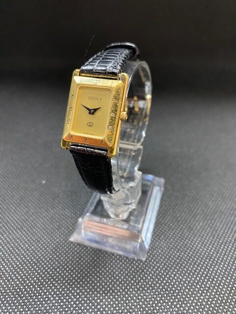 GUCCI 時計 4,000円