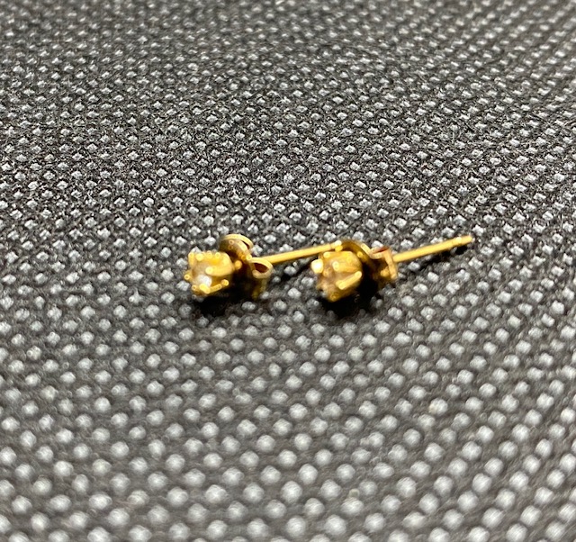 ピアス 0.3g 6,258円