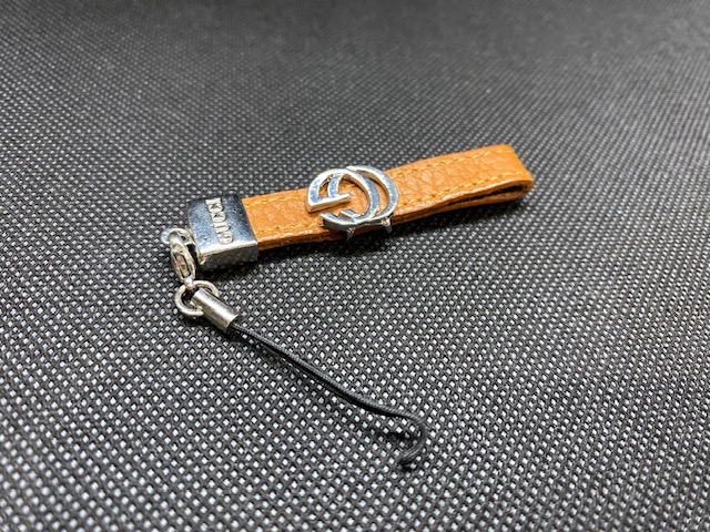 グッチ ストラップ 500円