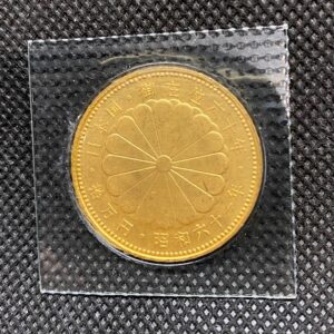 天皇陛下御在位六十年記念10万円金貨