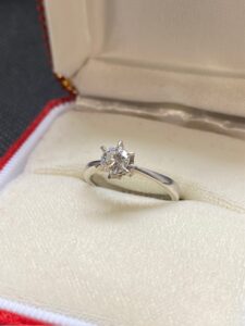 Pt900 D0.419ct リング3.8ｇ