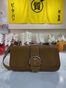 コーチ レザー ショルダーバッグ