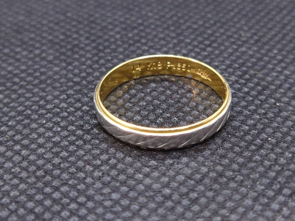 Pt850/K18 リング 2.3ｇ