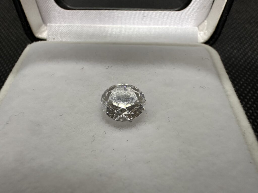 ダイヤルース　2.128ct