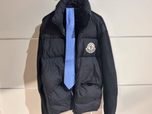 モンクレールダウン/LVネックレス