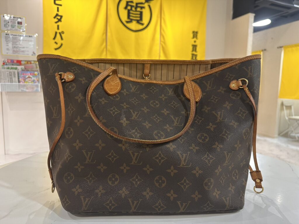 ルイヴィトン　ネヴァーフル　トートバッグ