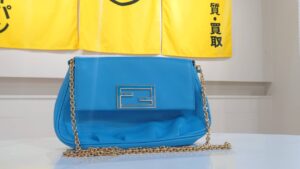 FENDI チェーンショルダーバッグ