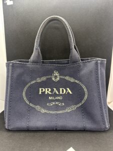プラダ　カナパ　ハンドバッグ