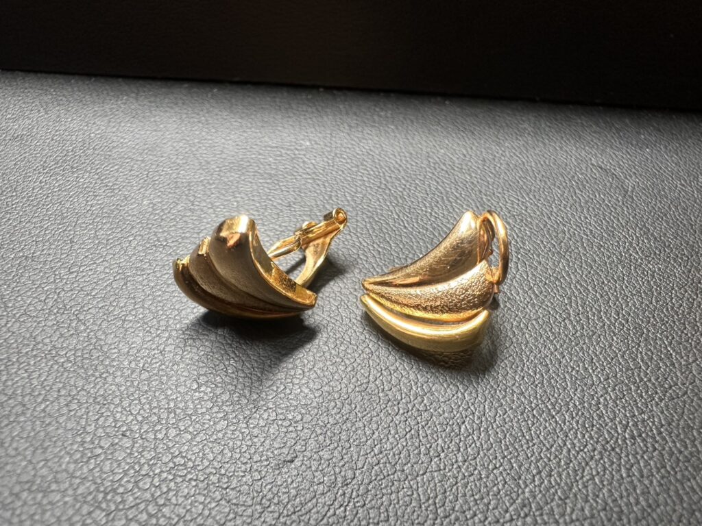 K18　イヤリング　1.8ｇ