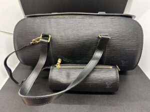 LOUIS VUITTON　エピ　スフロ　ポーチ付き