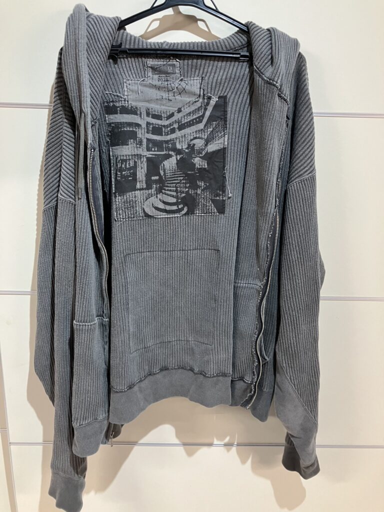 C.E CAVEMPT　シーイーキャブエンプト　ジップパーカー