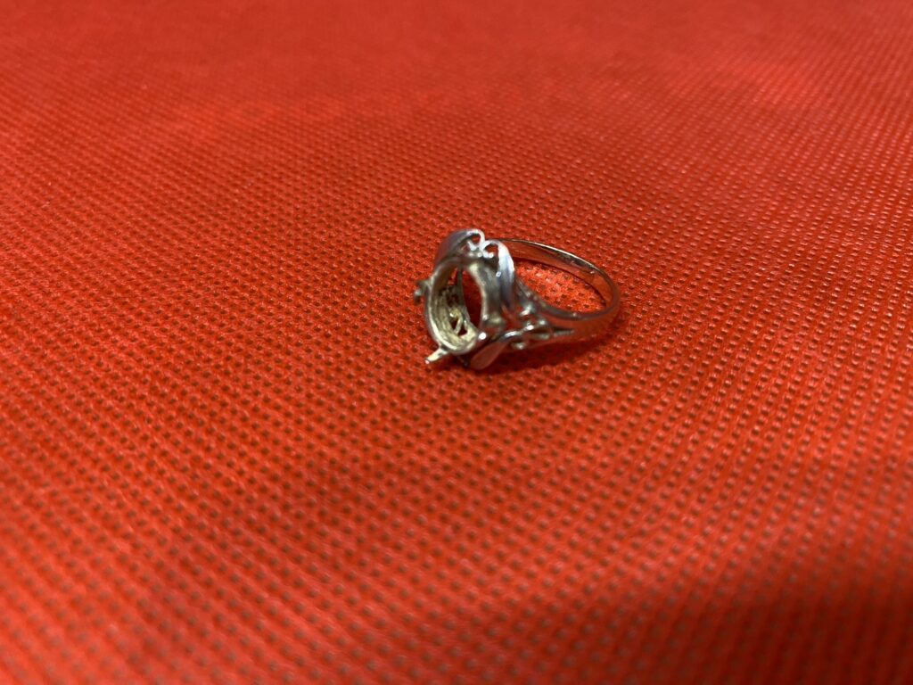 1600　K18　リング　1.2ｇ