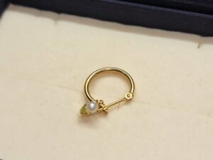 K18 ピアス 0.3g