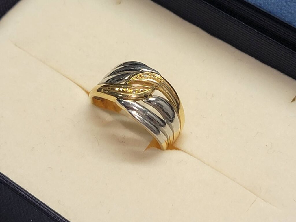 Pt900/K18 リング 3.8g