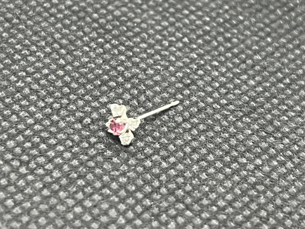K14 WG ピアス 0.1g - 質・買取 ピーターパン｜松山の高価買取・無料査定