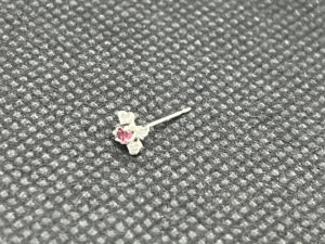 K14 WG　ピアス　0.1ｇ