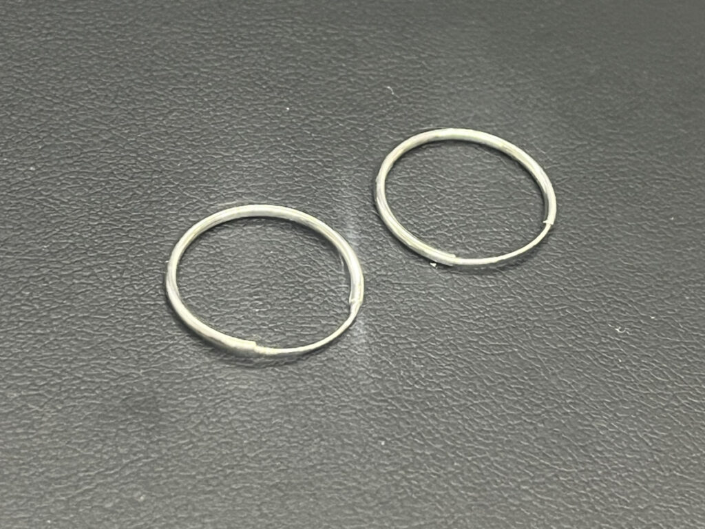 K14 ピアス 0.4ｇ