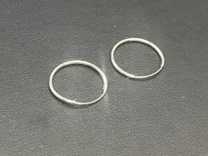 K14 ピアス 0.4ｇ
