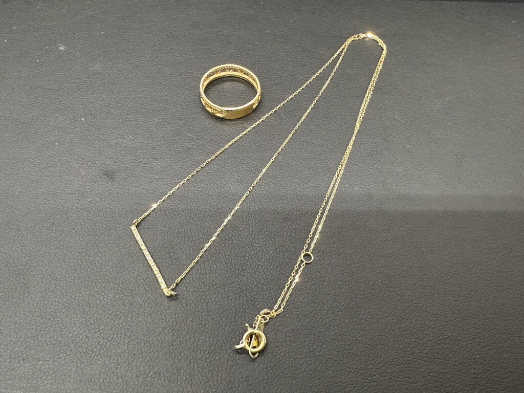 [借入可能金額　28,000円] K18　リング　1.4ｇ・K18　NC　0.9ｇ