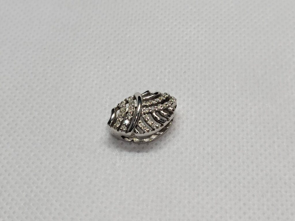 K18WG ネックレストップ 2.5g