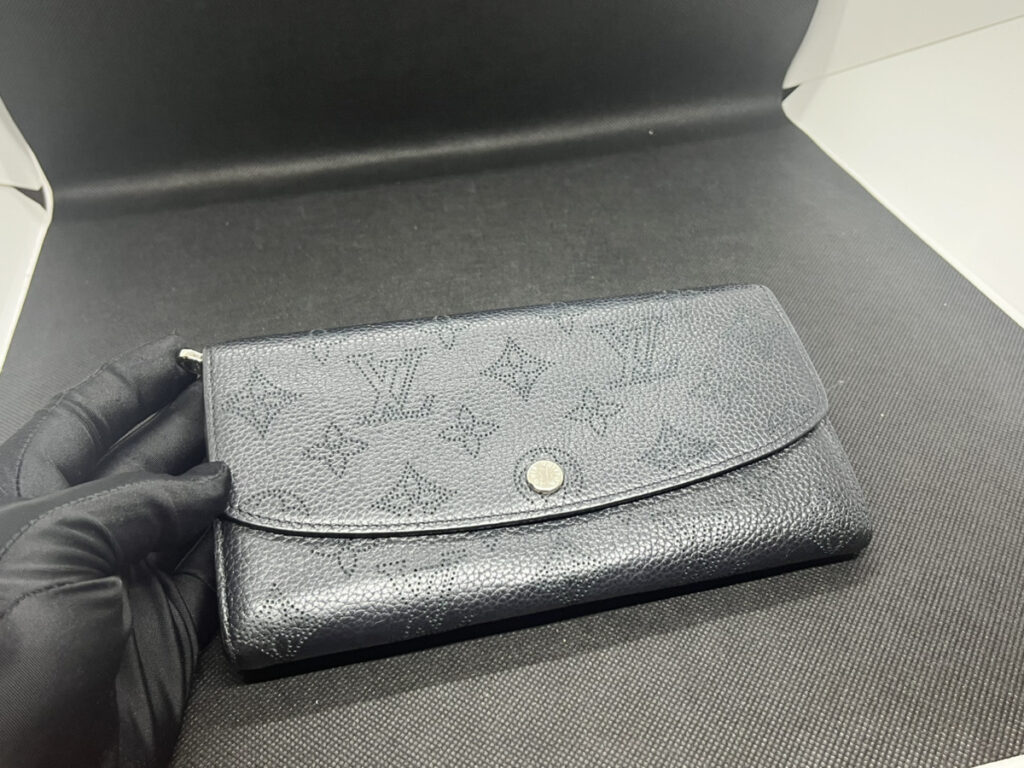 LV 財布　マヒナ　ポルトフォイユ　イリス