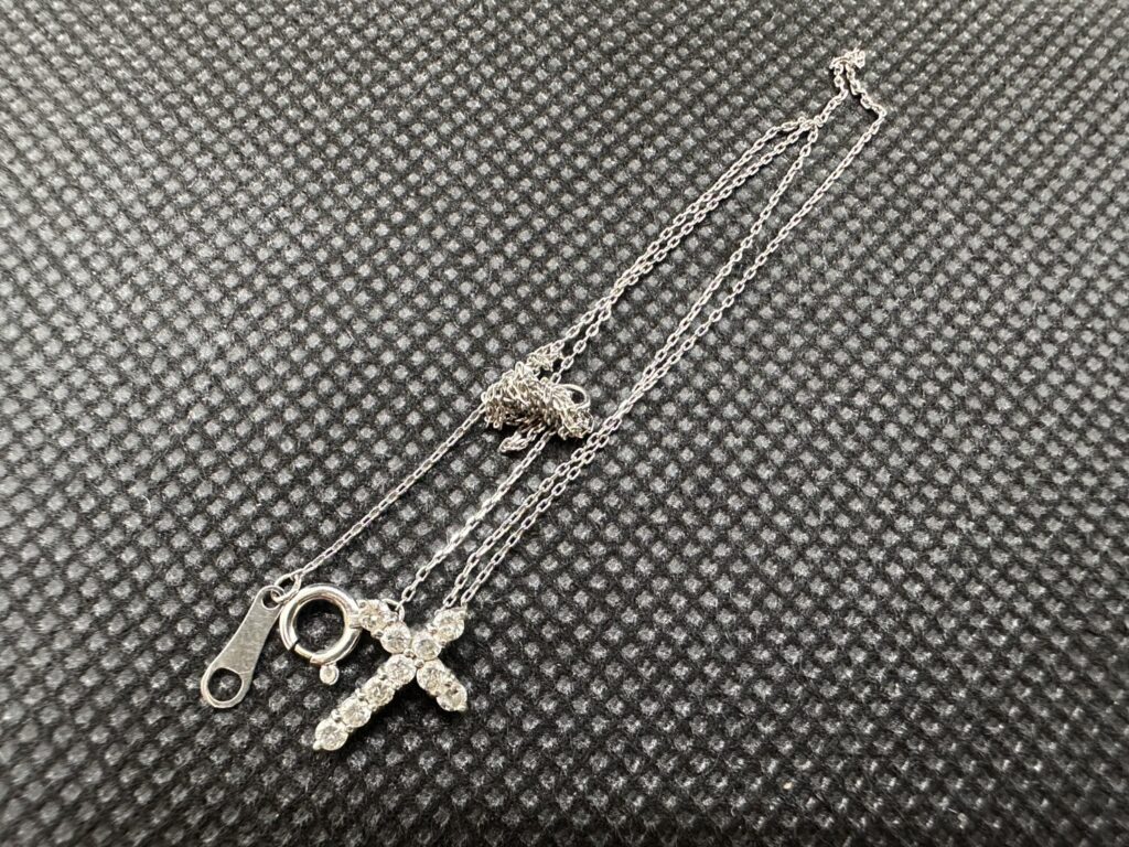 K18WG　MD0.22ct　ネックレス　1.1ｇ