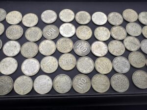 100円銀貨　稲穂・東京オリンピック記念