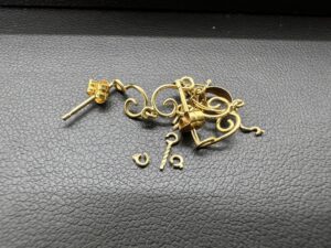 K18　ピアス　0.9ｇ