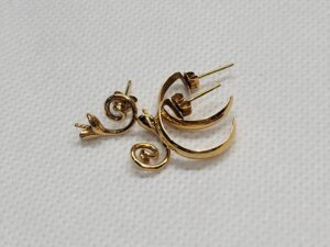 K18 ピアス 2.2g