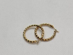 K18 ピアス 2.4g