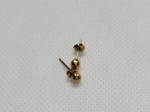 K18 ピアス 0.4g