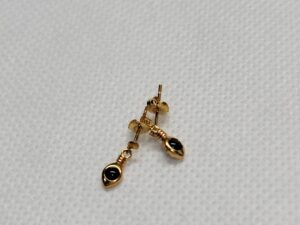 K18 ピアス 0.3g