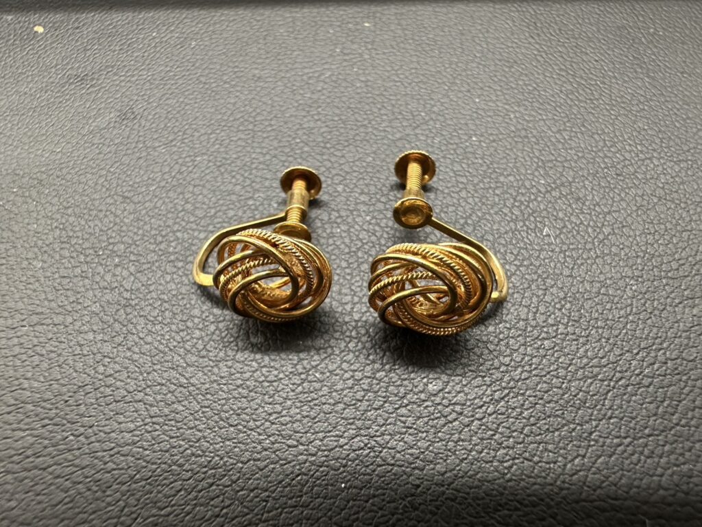 K18　イヤリング　2.0ｇ