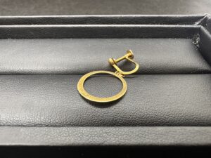 K18　イヤリング　0.8ｇ