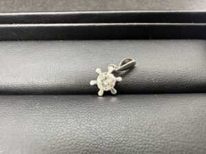 Pt900　NCトップ　0.609ct　1.3ｇ