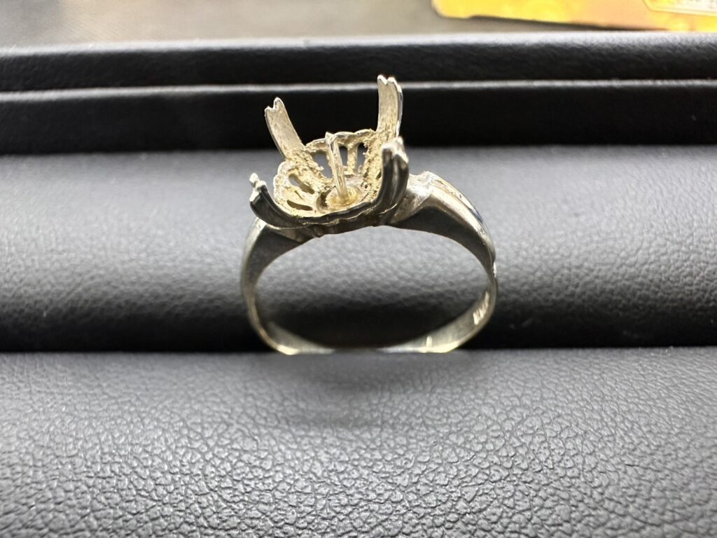 K10WG　リング　0.8ｇ