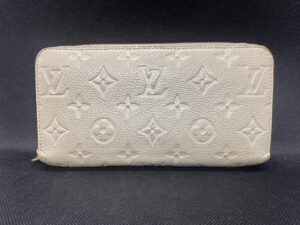 LV　ジッピーウォレット