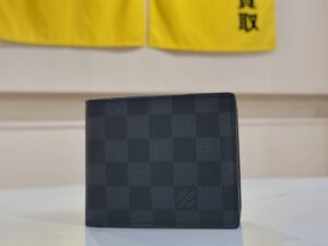 LV ダミエグラフィット ポルトフォイユ マルコ 2つ折財布
