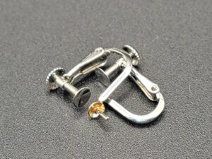 K14WG イヤリング 1.3g