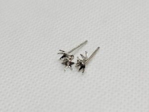 K14WG ピアス 0.2g