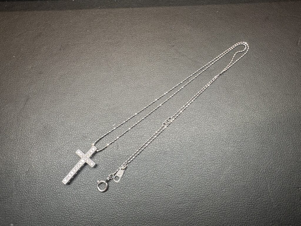 K18WG　MD0.2ct　ネックレス　2.2ｇ